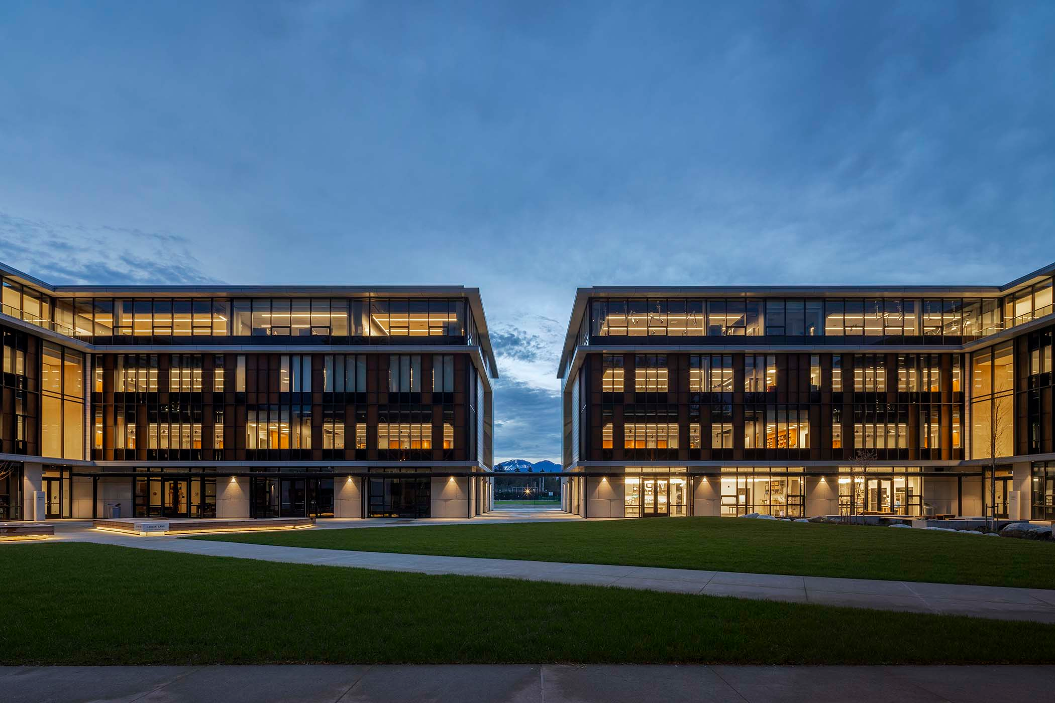 Project management of St. George's School construction in Vancouver, BC